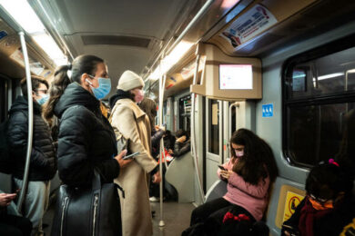 Coronavirus, viaggia sui bus e sui treni. 32 casi di mezzi pubblici “positivi”