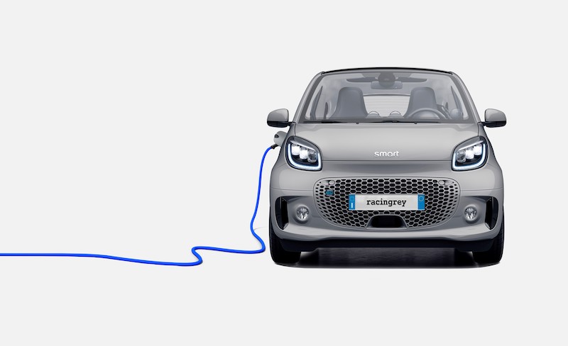 formula E:debuttano le smart EQ fortwo e forfour racingrey formula E:debuttano le smart EQ fortwo e forfour racingrey