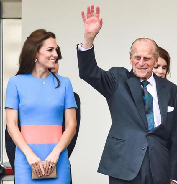 Regno Unito, è morto il principe Filippo: aveva 99 anni. Elisabetta in lutto Regno Unito, è morto il principe Filippo: aveva 99 anni. Elisabetta in lutto