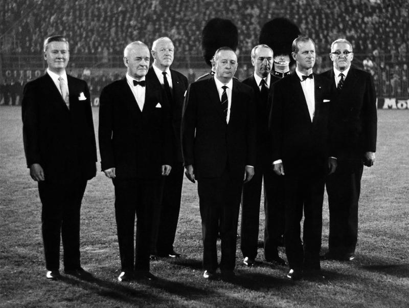 Galleria foto 'Il calcio ricorda il Principe Filippo: quella notte magica con Milan e Inter' - foto 1