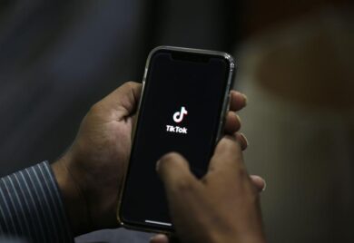 TikTok piattaforma per vagabondi? No, lì i giovani trovano il lavoro