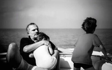 Miguel Bosé: “Io negazionista, sul Covid solo bugie. Cocaina? 2g al giorno”