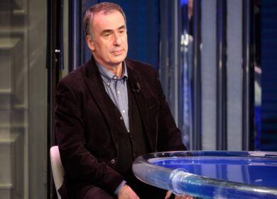 Ranieri Guerra e piano pandemico: le chat fanno tramare Speranza.  VIDEO