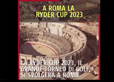 “Sto Colosseo me lo ricordavo più alto”. Ironia web sulla gaffe della Raggi