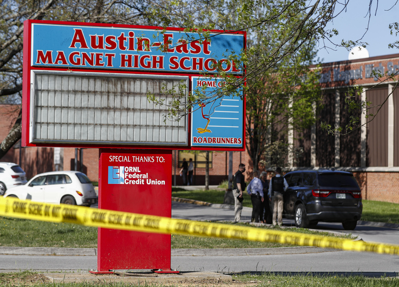 Usa, studente spara in un liceo in Tennessee, ucciso dagli agenti