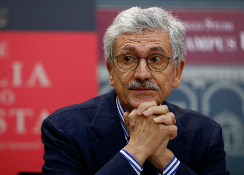 Ventilatori non a norma venduti all’Italia, D’Alema presidente della società Ventilatori non a norma venduti all’Italia, D’Alema presidente della società