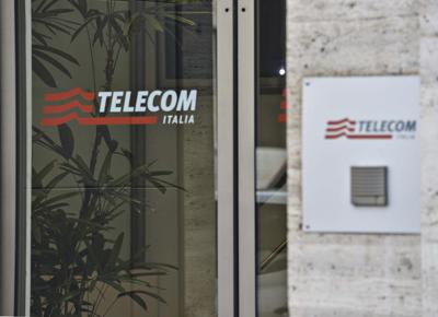 telecom ape (1) telecom ape (1)