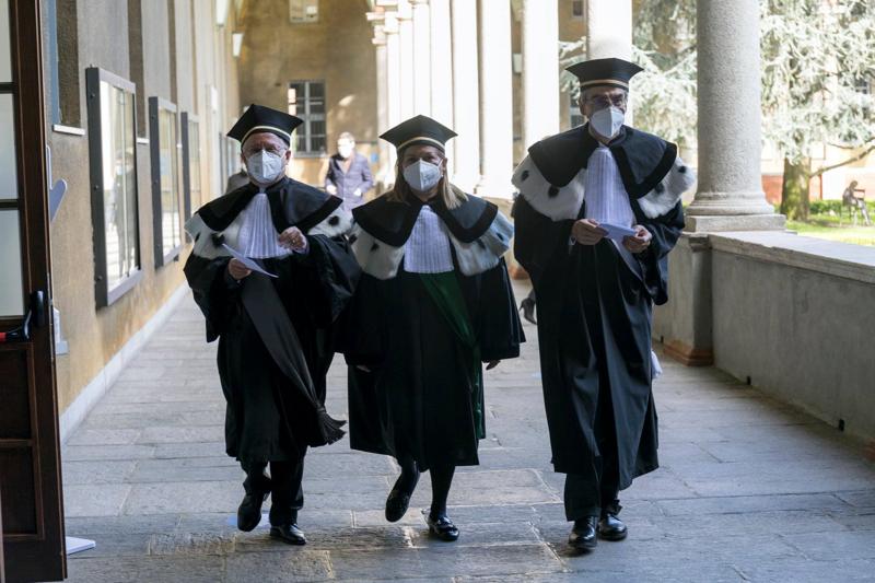 Università Cattolica di Milano, inaugurazione del centesimo anno. VIDEO Università Cattolica di Milano, inaugurazione del centesimo anno. VIDEO