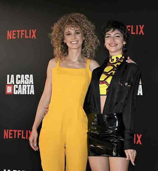 La Casa di Carta 5, clamorosa anticipazione sul cast: nuovo membro nella banda La Casa di Carta 5, clamorosa anticipazione sul cast: nuovo membro nella banda