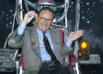 Di Battista: “Draghi come i Benetton. Figliuolo? Sembra Mosca col pendolino”