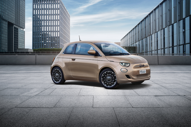 Record di vendite per la nuova 500 elettrica