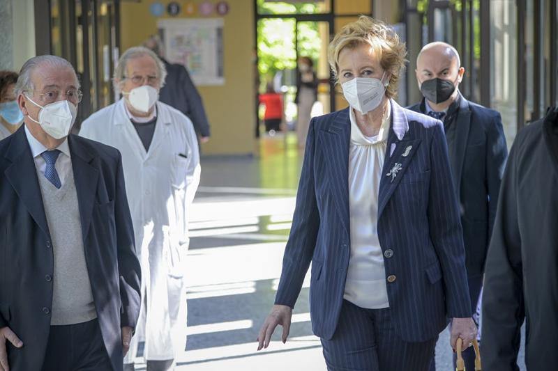 Vaccino, Moratti: 71% over 70 ha prenotato, già somministrate 60 mila dosi Vaccino, Moratti: 71% over 70 ha prenotato, già somministrate 60 mila dosi