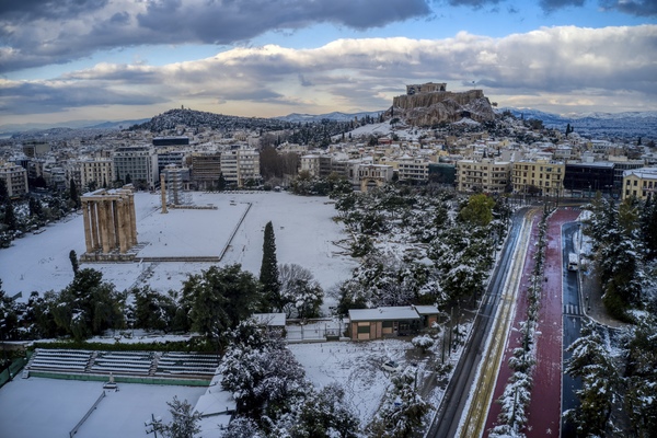 Le nevicate di aprile in Europa? Colpa del riscaldamento globale nell’Artico