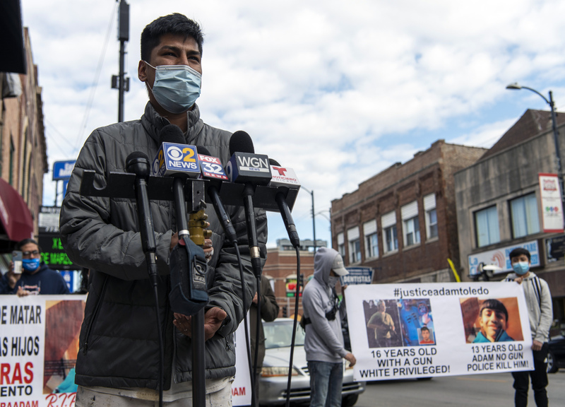 Chicago, polizia diffonde video uccisione di un 13enne :proteste in città