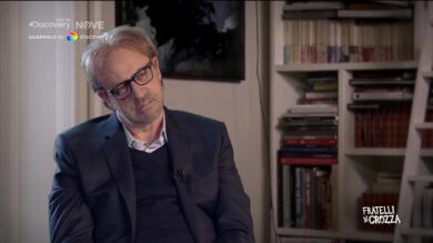 Crozza, Recalcati dà il suo parere sui disagi psicologici causati dal Covid