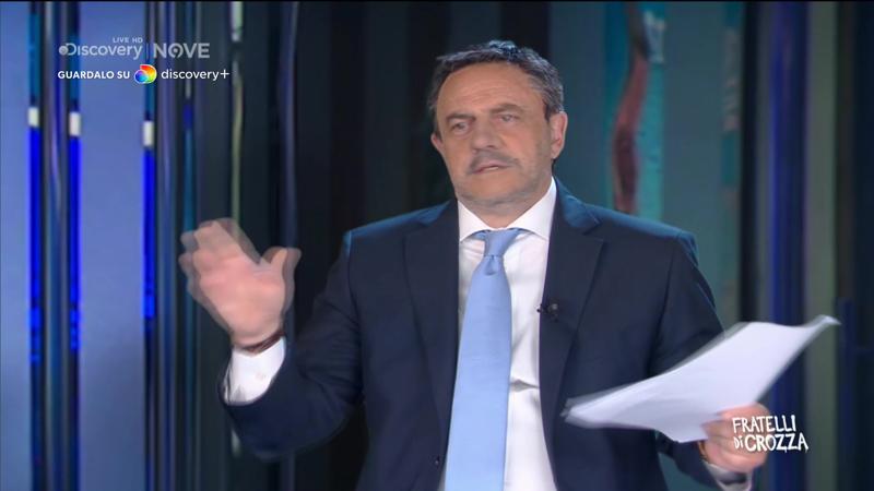 Fratelli di Crozza, Salvini contro Speranza causa di tutti i mali Fratelli di Crozza, Salvini contro Speranza causa di tutti i mali