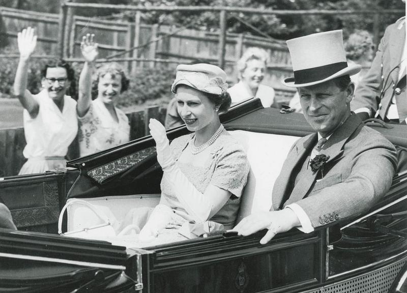 Anche al Funerale del Principe Filippo, William e Harry sono in guerra – FOTO Anche al Funerale del Principe Filippo, William e Harry sono in guerra – FOTO