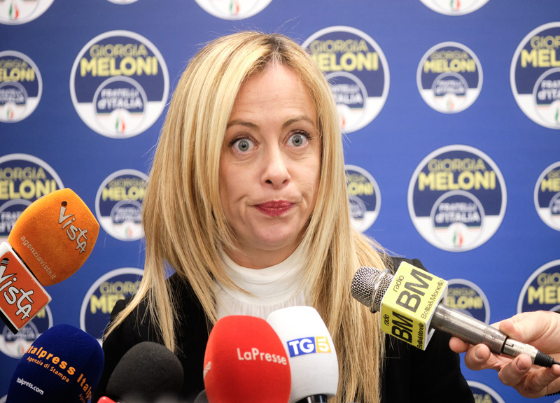 Sondaggi, Pd ansia: aggancio di Giorgia Meloni (numeri pazzeschi). E Salvini..