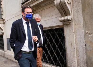 Iveco, salta la vendita ai cinesi. Avanti con lo spin off entro inizio 2022