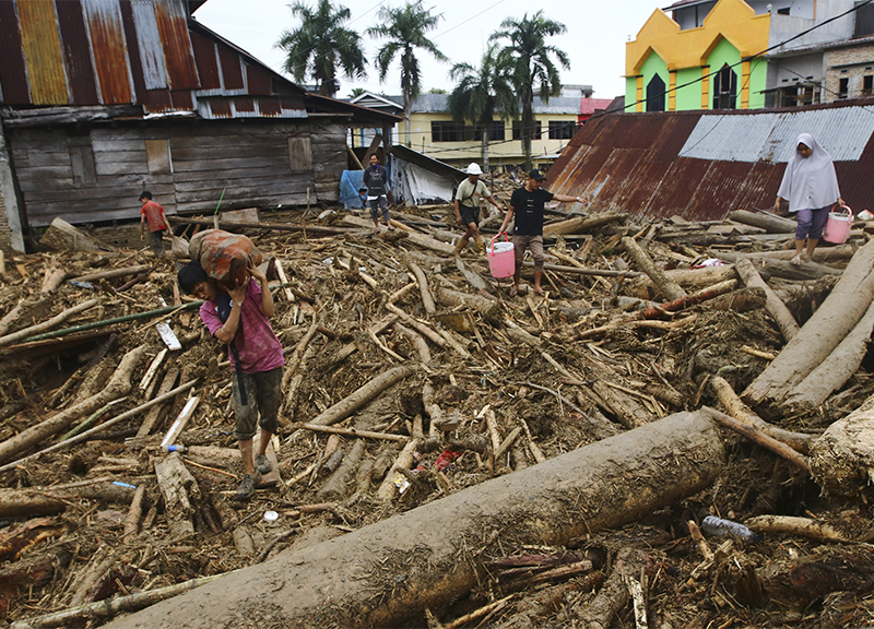 Migranti climatici in fuga dalla crisi: uno sguardo verso l’Asia meridionale Migranti climatici in fuga dalla crisi: uno sguardo verso l’Asia meridionale