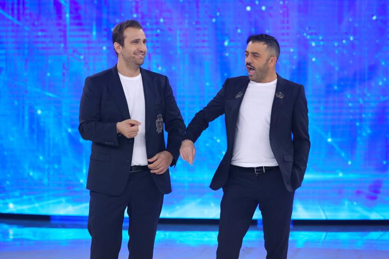Ascolti tv, Pio e Amedeo boom all’esordio di Felicissima Sera. Crozza cresce Ascolti tv, Pio e Amedeo boom all’esordio di Felicissima Sera. Crozza cresce
