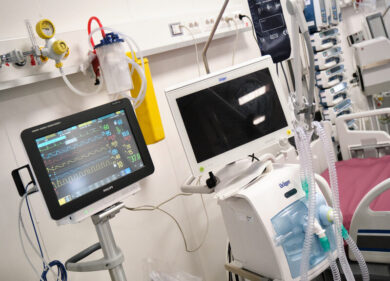 Covid, 12.694 casi e 251 morti. Tasso positività 5,51%. I dati di domenica