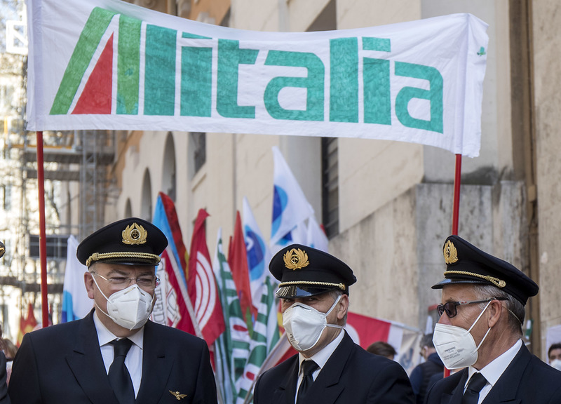Alitalia, Giorgetti punta a chiudere con l’Ue ma restano i nodi Alitalia, Giorgetti punta a chiudere con l’Ue ma restano i nodi