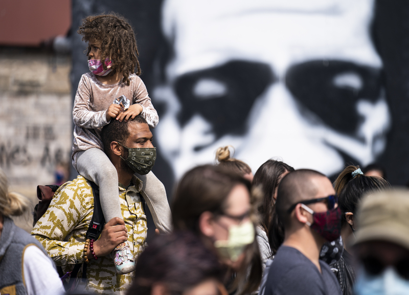 Minneapolis, manifestazione in ricordo di George Floyd e Daunte Wright