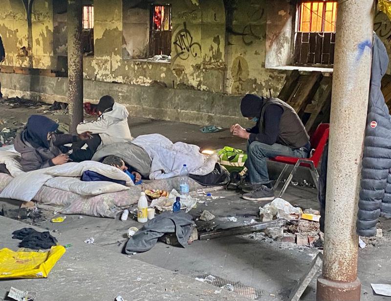 Milano Rogoredo, Sardone (Lega): “Nuovo boschetto dell’eroina”. FOTO