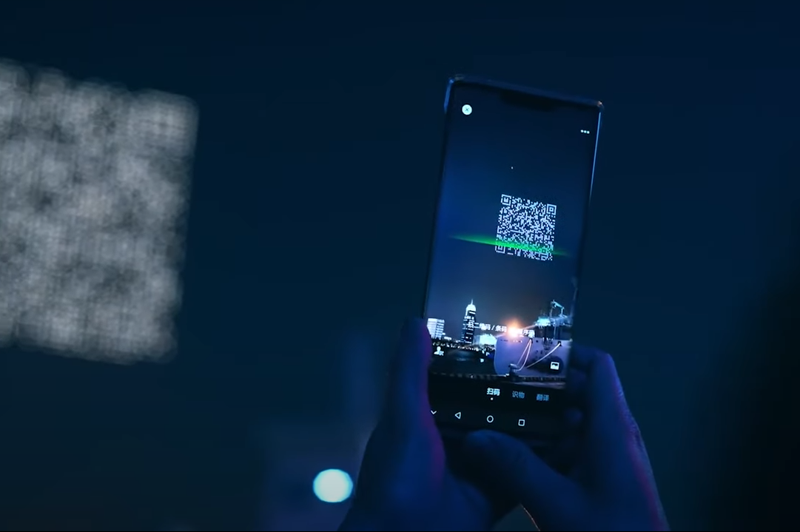 Shanghai, 1500 droni formano un QR code gigante nel cielo: FOTO e VIDEO Shanghai, 1500 droni formano un QR code gigante nel cielo: FOTO e VIDEO