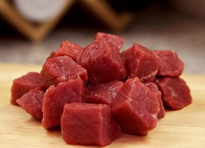 La macelleria degli orrori: una tonnellata di carne in cattivo stato, chiusa La macelleria degli orrori: una tonnellata di carne in cattivo stato, chiusa