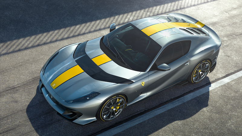 Ferrari 812 Superfast, svelate le prime immagini