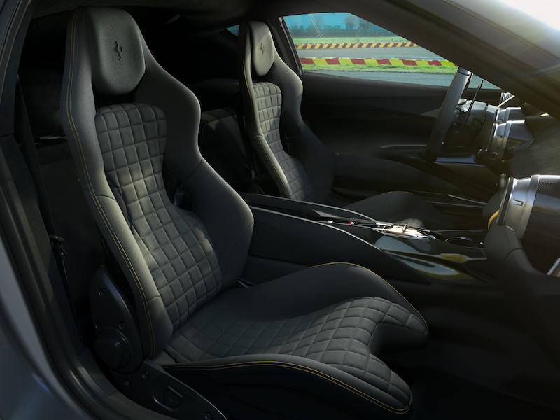 Ferrari 812 Superfast, svelate le prime immagini