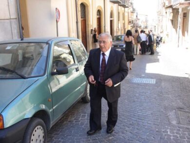 Mafia, il fratello del boss Riina passa ai domiciliari