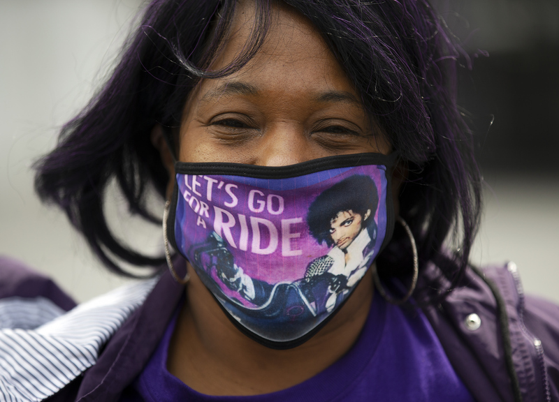 Prince, cinque anni senza l’artista: il ricordo dei fan