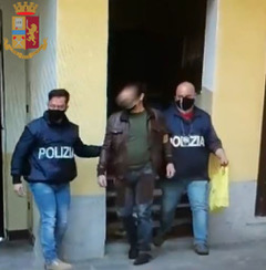 Milano: arrestato latitante Antonino Calì, deve scontare 30 anni di carcere Milano: arrestato latitante Antonino Calì, deve scontare 30 anni di carcere