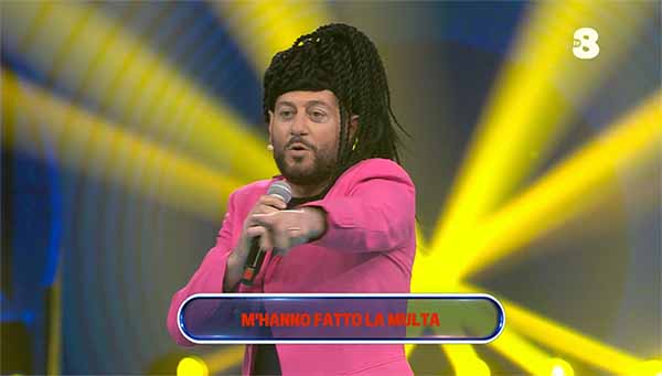 Name That Tune – Enrico Papi canta “Good Times” di Ghali Name That Tune – Enrico Papi canta “Good Times” di Ghali