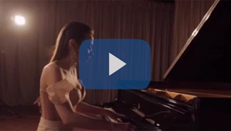 Milano a luci rosse e la escort che suona i Notturni di Chopin. VIDEO Milano a luci rosse e la escort che suona i Notturni di Chopin. VIDEO