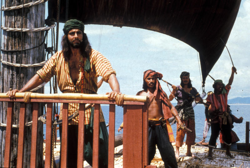 Can Yaman “è bravo ma di Sandokan ce n’è uno solo”: parla Kabir Bedi Can Yaman “è bravo ma di Sandokan ce n’è uno solo”: parla Kabir Bedi