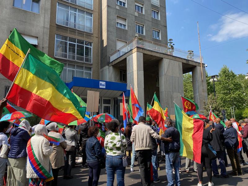 Tigrai, presidio delle comunità di Eritrea ed Etiopia davanti alla Rai Milano