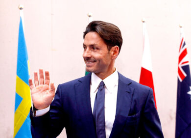 Mediaset ritenta con la sede in Olanda. Il Covid brucia 51 milioni di profitti