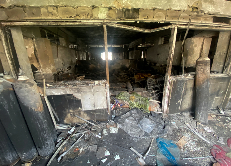 Baghdad, l’incendio in un ospedale Covid avvenuto domenica 24 Aprile