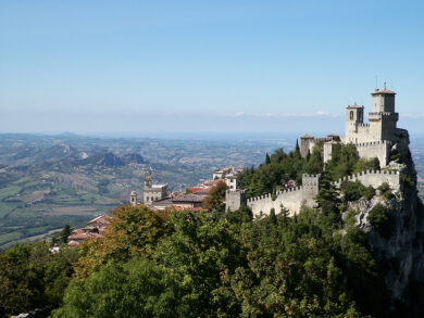 Covid, San Marino dice addio al coprifuoco e prepara le discoteche