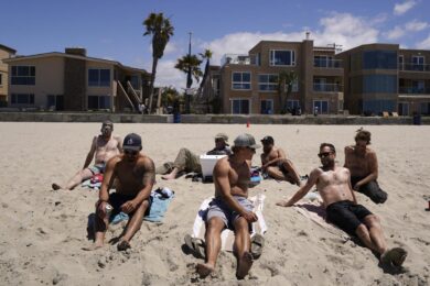 Covid, in Usa stop mascherine all’aperto per vaccinati