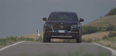 DS 7 CROSSBACK E IL MONDO DELL’ARTIGIANATO NEL GOLF