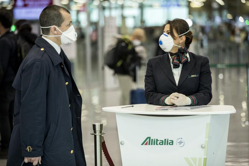 Alitalia non cede sugli slot a Linate. Ricorso Ue di Ryanair contro i ristori Alitalia non cede sugli slot a Linate. Ricorso Ue di Ryanair contro i ristori
