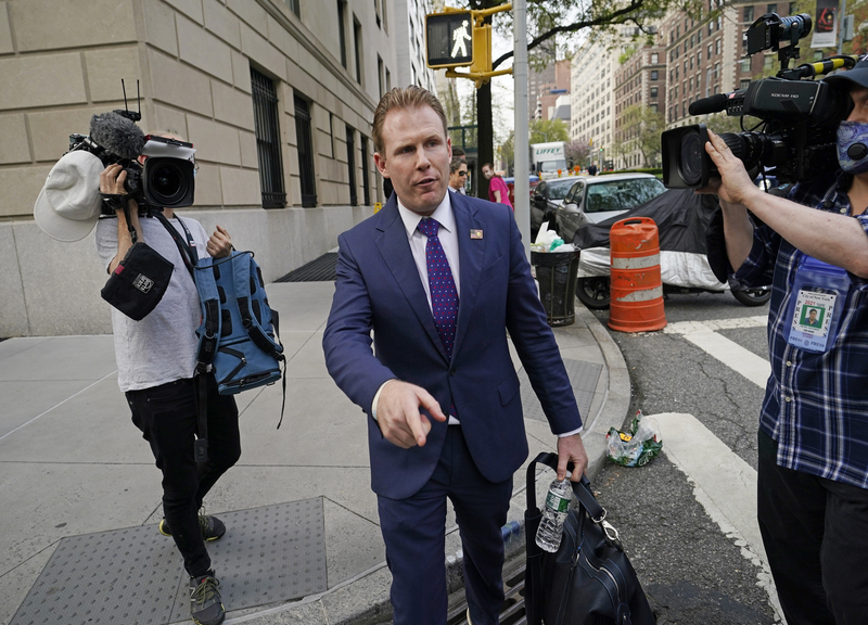 Usa, l’Fbi perquisisce la casa di Rudolph Giuliani Usa, l’Fbi perquisisce la casa di Rudolph Giuliani