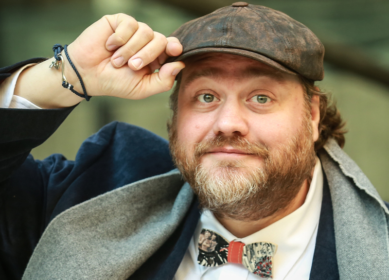 Concertone 1 maggio: il sorriso di Fresi, il fascino di Ambra. E Lillo impazza Concertone 1 maggio: il sorriso di Fresi, il fascino di Ambra. E Lillo impazza