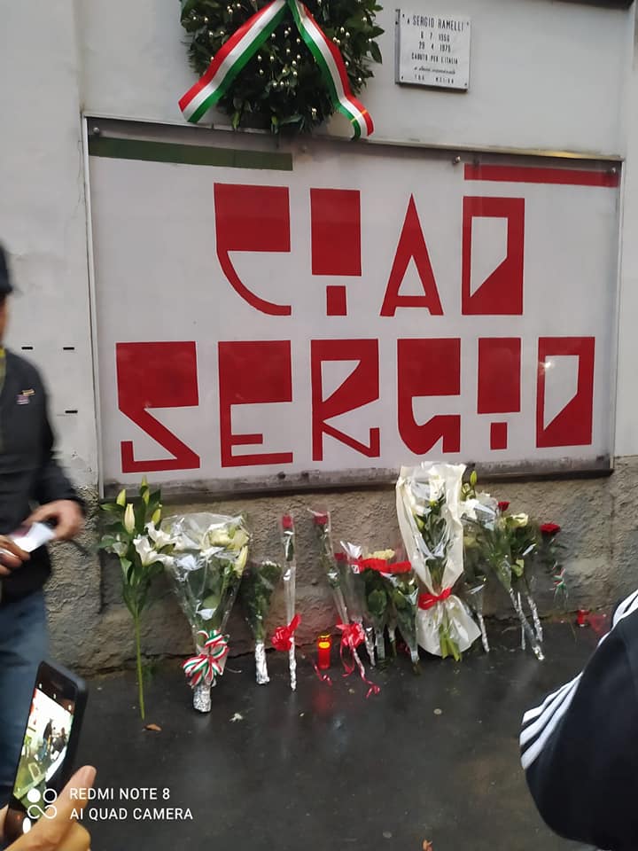 Ramelli, centinaia di braccia tese per il ricordo a Milano. FOTO Ramelli, centinaia di braccia tese per il ricordo a Milano. FOTO