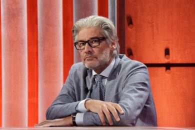 Ascolti tv: Del Debbio sfiora il 6%. Rai2 sprofonda: Anni 20 è un flop